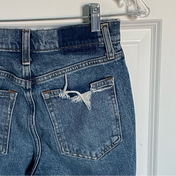 Abercrombie & Fitch The Mom High Rise Jeans extra short 29975 - Picture 11 of 16